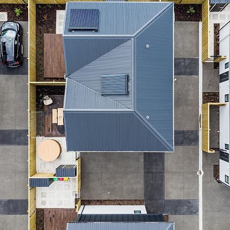 Cozy Retreat With Hot Tub Apartment Christchurch Exterior foto